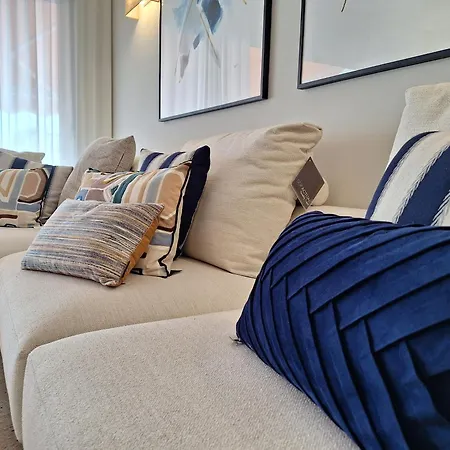 Apartment Living *